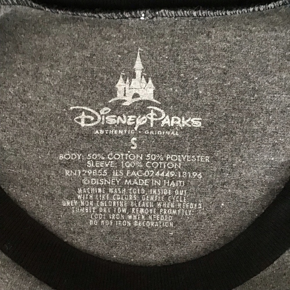 Disney Parks Mickey's Halloween Party 2018 Shirt SMALL Glow In The Dark Faces - Picture 9 of 15